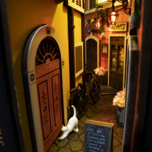 Italy AmaAlley Booknook